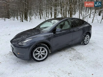 Авто Tesla Model Y 2023 № 8473995