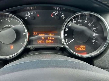 Авто Peugeot 5008 2011 № 8474125