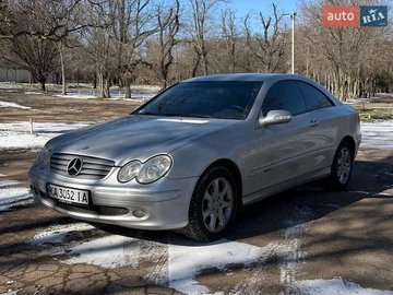 Авто Mercedes Clk-Class 2002 № 8474317