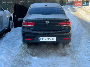 Авто KIA Rio 2019 № 8474411