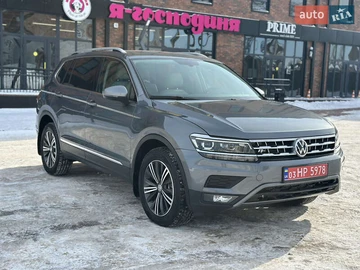 Авто Volkswagen Tiguan 2018 № 8474482