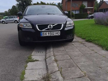 Авто Volvo V50 2011 № 8475036