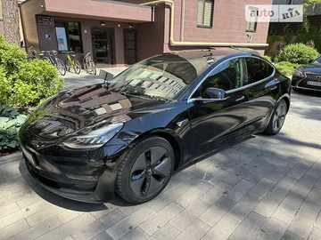 Авто Tesla Model 3 2019 № 8475262