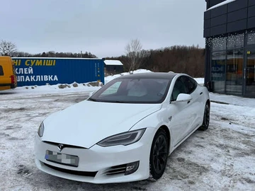 Авто Tesla Model S 2020 № 8475384