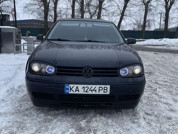 Авто Volkswagen Golf 2001 № 8475488