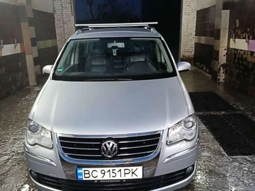 Авто Volkswagen Touran 2007 № 8475609