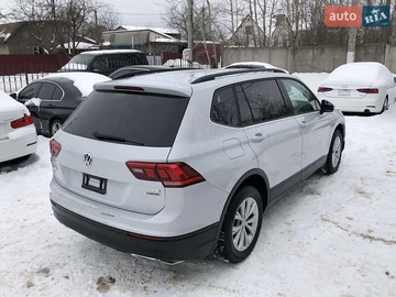 Авто Volkswagen Tiguan 2018 № 8475756