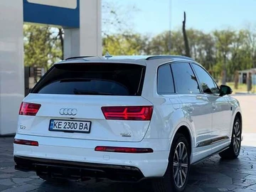 Авто Audi Q7 2016 № 8475872