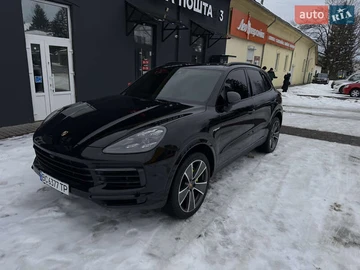 Авто Porsche Cayenne 2019 № 8475962