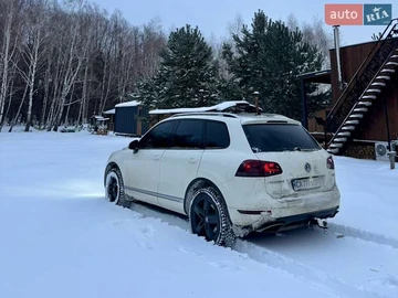 Авто Volkswagen Touareg 2011 № 8476280
