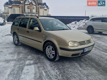 Авто Volkswagen Golf 2000 № 8476337