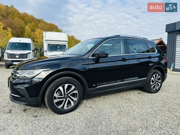 Авто Volkswagen Tiguan 2022 № 8476397