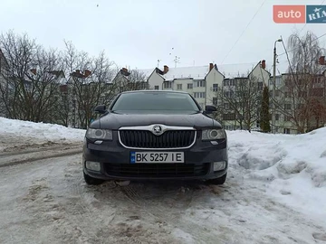 Авто Skoda Superb 2011 № 8476536