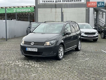 Авто Volkswagen Touran 2014 № 8476540