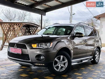 Авто Mitsubishi Outlander Xl 2011 № 8476871