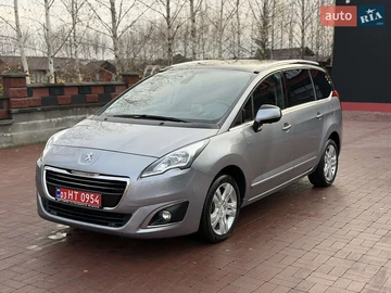 Авто Peugeot 5008 2015 № 8476874