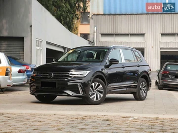 Авто Volkswagen Tiguan 2024 № 8477030