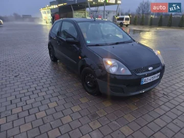 Авто Ford Fiesta 2005 № 8477115