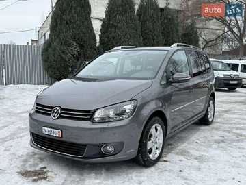Авто Volkswagen Touran 2010 № 8477208