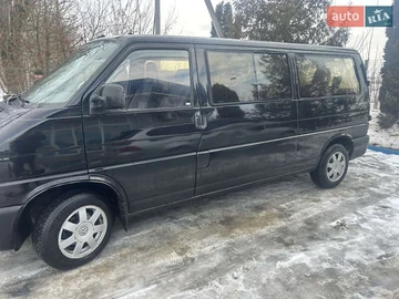 Авто Volkswagen Transporter 2000 № 8477571
