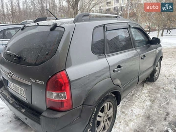 Авто Hyundai Tucson 2007 № 8477574