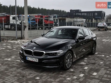 Авто BMW 5 Series 2019 № 8477818