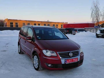 Авто Volkswagen Touran 2010 № 8478190