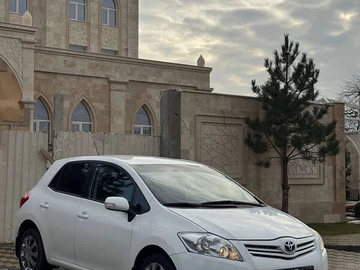 Авто Toyota Auris 2011 № 8478295