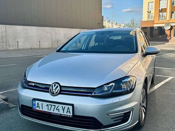 Авто Volkswagen E-Golf 2019 № 8478437