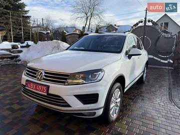 Авто Volkswagen Touareg 2015 № 8478461