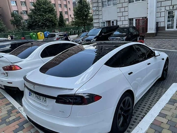 Авто Tesla Model S 2021 № 8478622