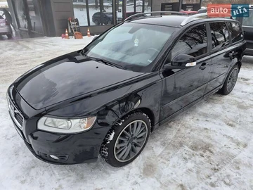 Авто Volvo V50 2012 № 8478936