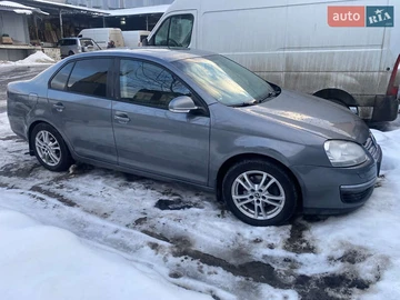 Авто Volkswagen Jetta 2010 № 8479256