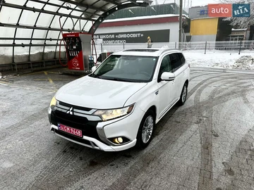 Авто Mitsubishi Outlander 2019 № 8479283