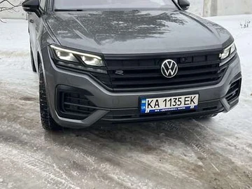 Авто Volkswagen Touareg 2023 № 8479876