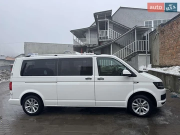 Авто Volkswagen Transporter 2017 № 8480081