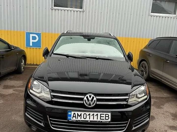 Авто Volkswagen Touareg 2013 № 8480133
