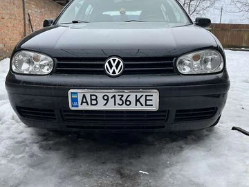 Авто Volkswagen Golf 2000 № 8480235