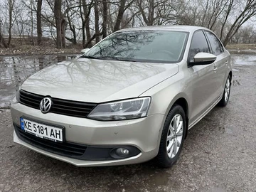 Авто Volkswagen Jetta 2014 № 8480392