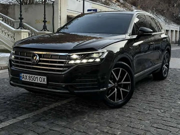 Авто Volkswagen Touareg 2022 № 8480599
