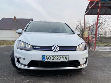 Авто Volkswagen E-Golf 2014 № 8480899