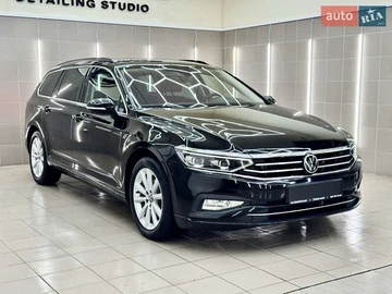 Авто Volkswagen Passat 2022 № 8481128