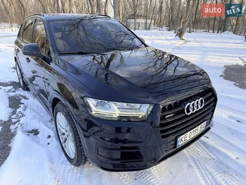 Авто Audi Q7 2015 № 8481132