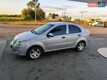 Авто Chevrolet Aveo 2010 № 8481403