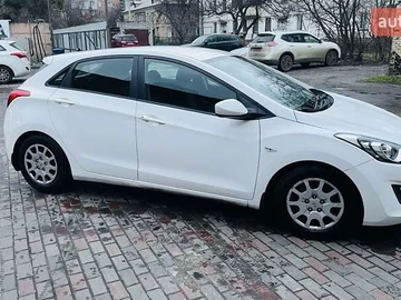 Авто Hyundai I30 2012 № 8481500