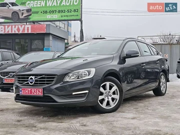 Авто Volvo V60 2014 № 8481576