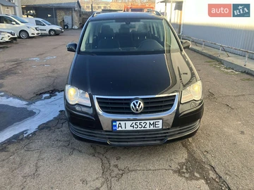 Авто Volkswagen Touran 2009 № 8481905