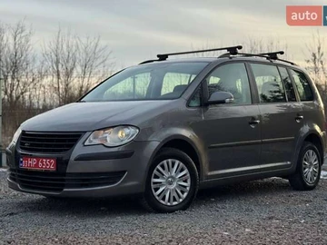 Авто Volkswagen Touran 2008 № 8482011