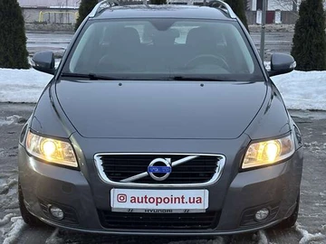 Авто Volvo V50 2012 № 8482017