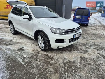 Авто Volkswagen Touareg 2012 № 8482118